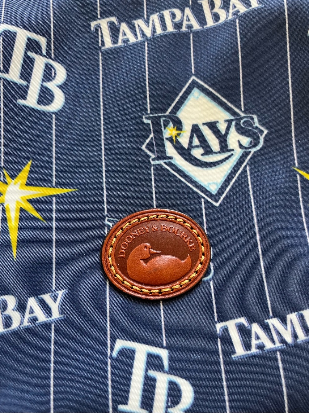 Dooney & bourke Tampa bay rays purse - Picture 3 of 6